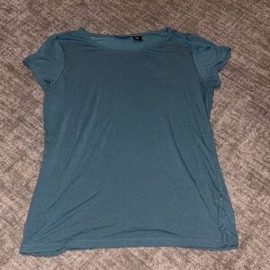 Tahari Teal Short Sleeve Tee